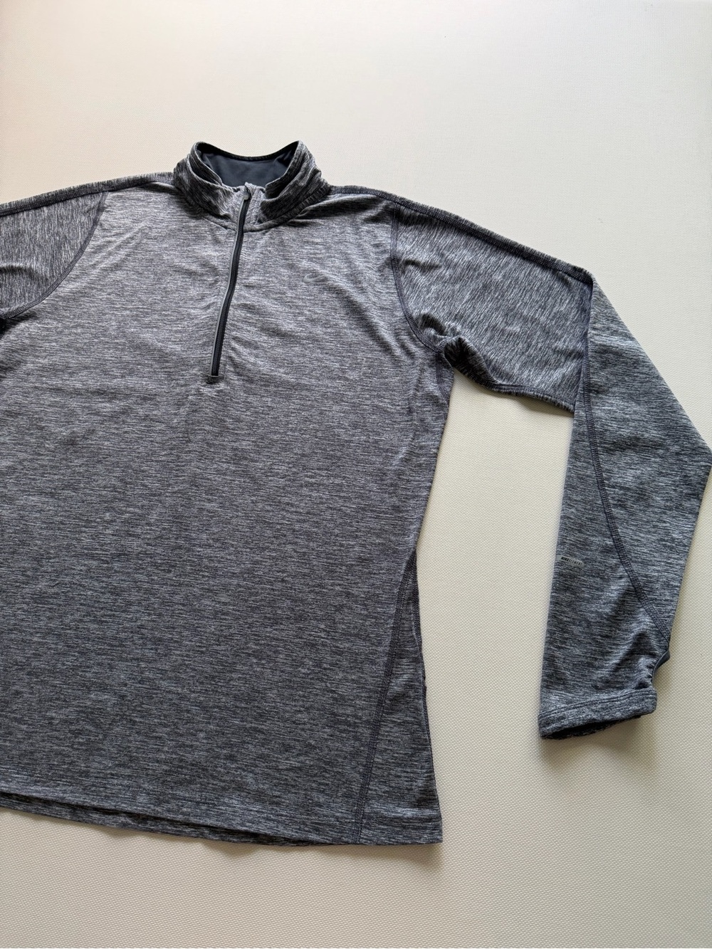Nike Women's Gray Heather Quarter-Zip Long Sleeve Top